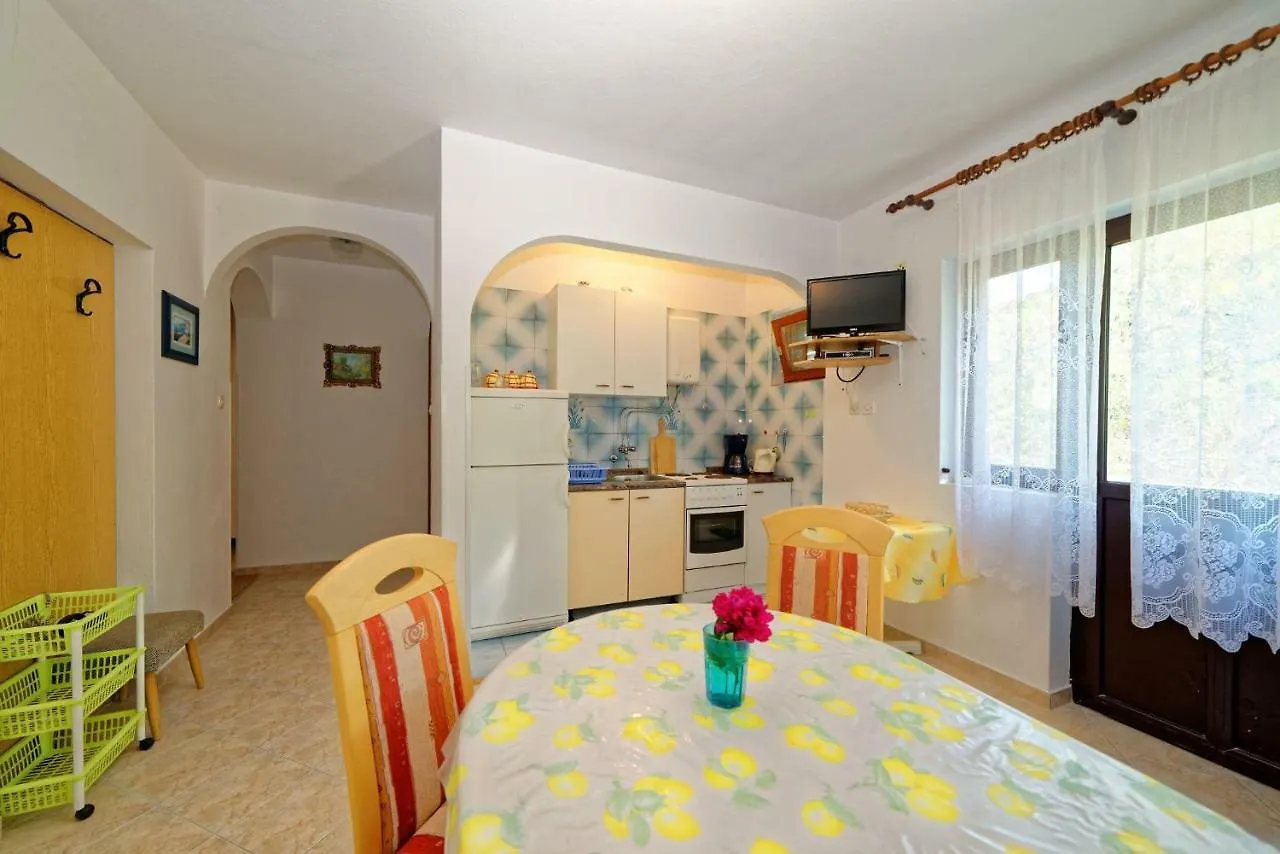 Barbat na Rabu Apartments Danijela Rab בית הארחה Barbat na Rabu