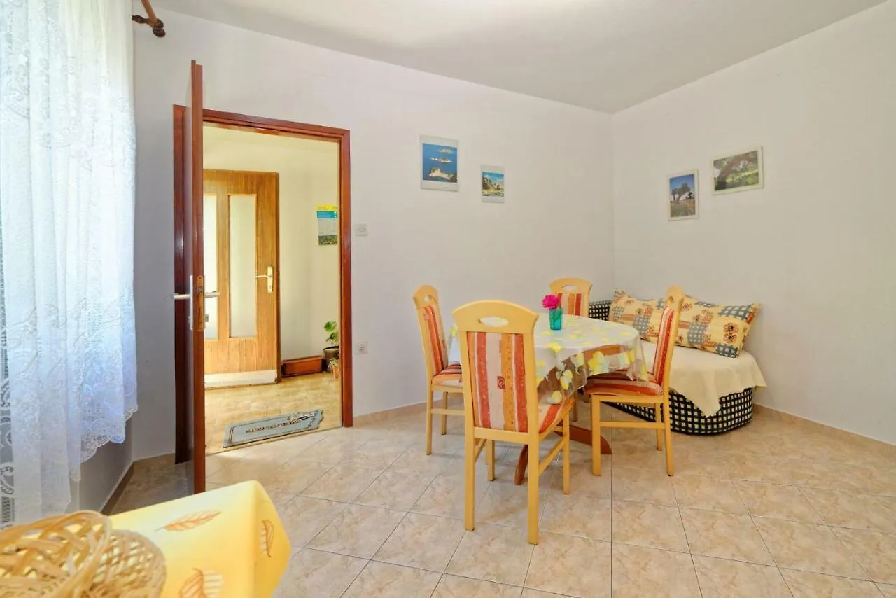 בית הארחה Barbat na Rabu Apartments Danijela Rab