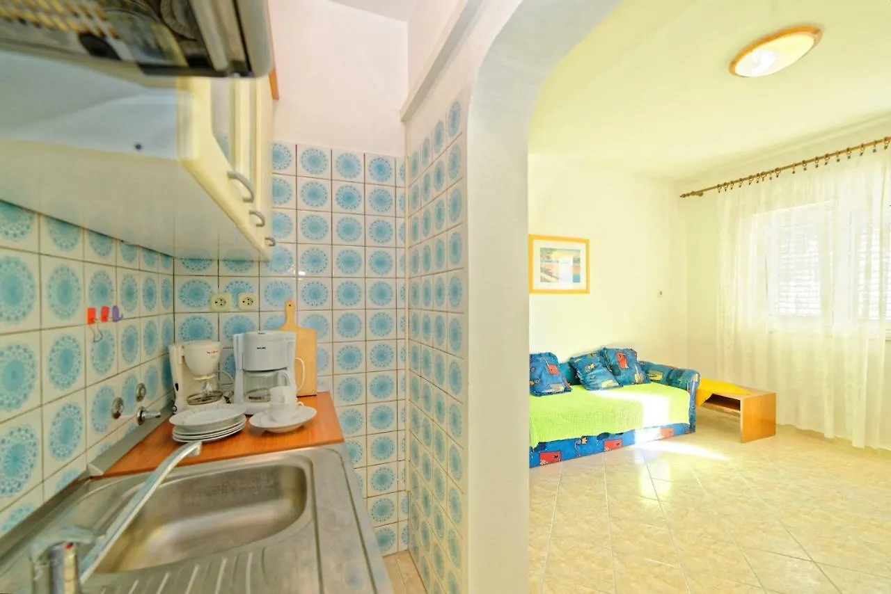 *** בית הארחה Barbat na Rabu Apartments Danijela Rab קרואטיה